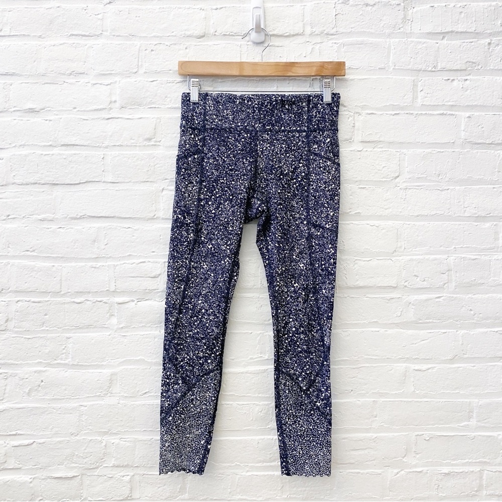 Lululemon || Tight Stuff Tight II Splatter White Black Scalloped 6